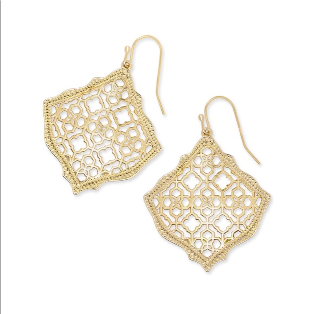 Kirsten gold drop earrings in gold filigree